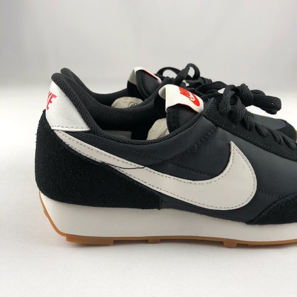 Nike Day Break Women's Shoes Sneakers - Picture 9 of 11